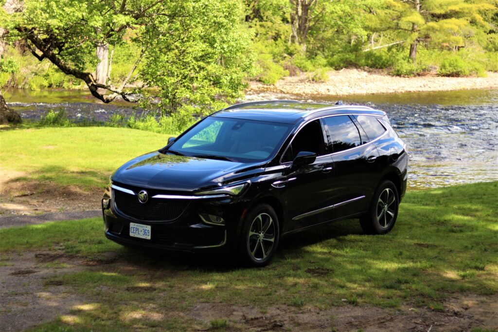 2022 Buick Enclave Essence Sport Touring